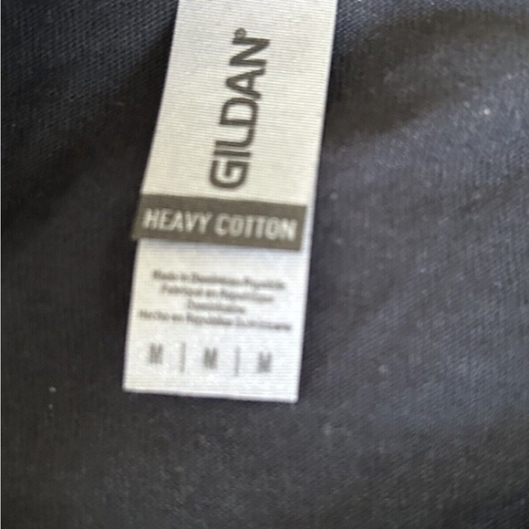 Aaliyah 90s Distressed Clouds Graphic Tee Size Medium - Picture 3 of 7